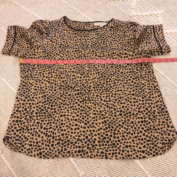 🦚HP🦚 LOFT Leopard Print Blouse - Picture 11 of 11